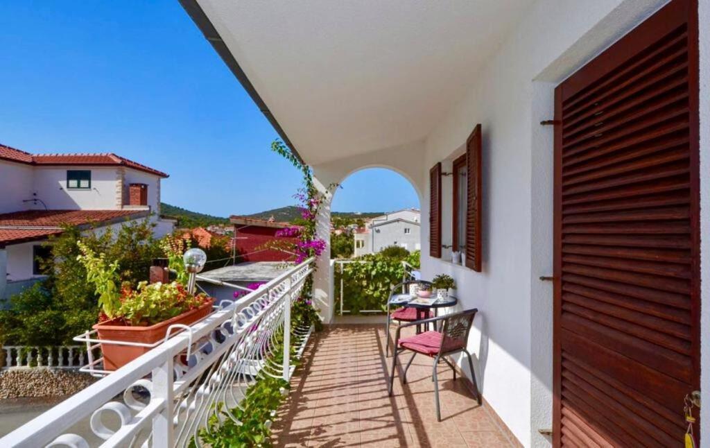 Apartments Paz Vinišće 외부 사진